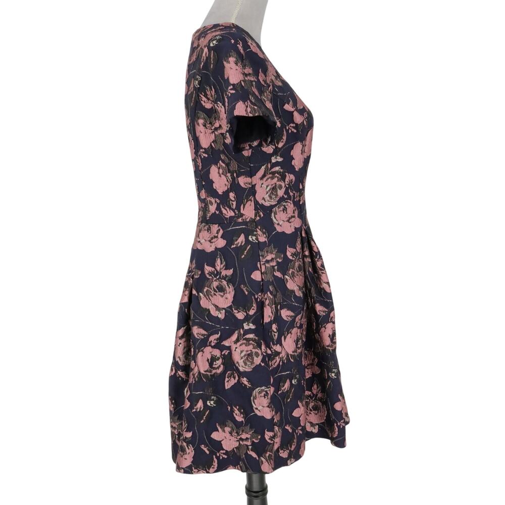Vince Camuto Dress Womens 6 Navy Blue Pink Floral Brocade Pleated Lined Pockets - Picture 10 of 16